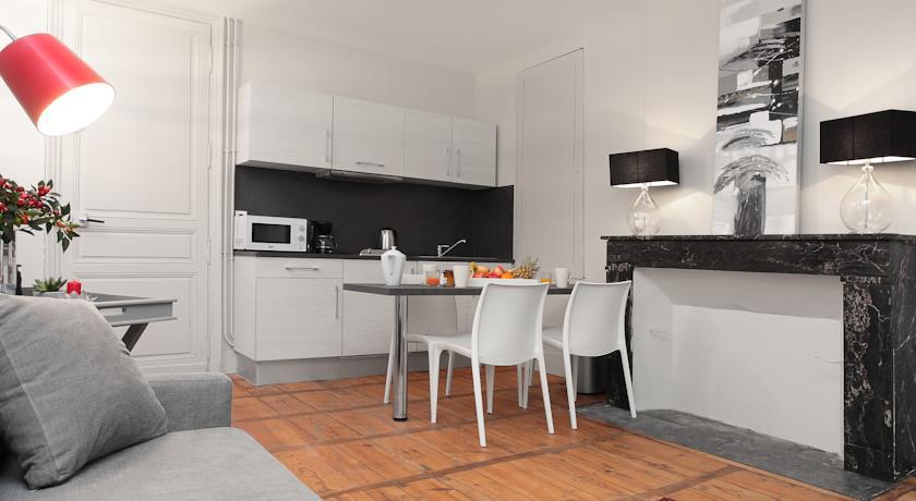 Suites De La Tour Perigueux Centre חדר תמונה