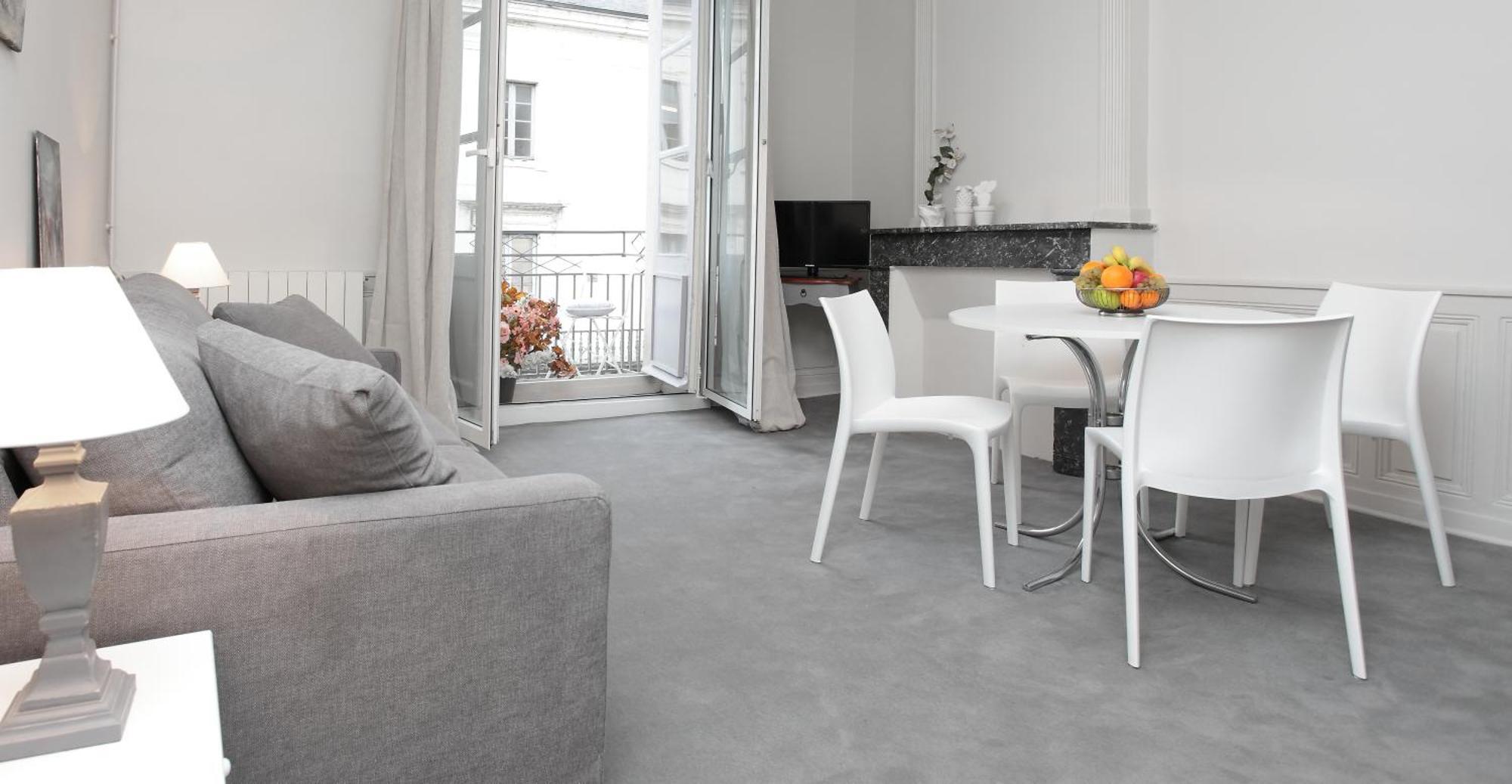 Suites De La Tour Perigueux Centre מראה חיצוני תמונה
