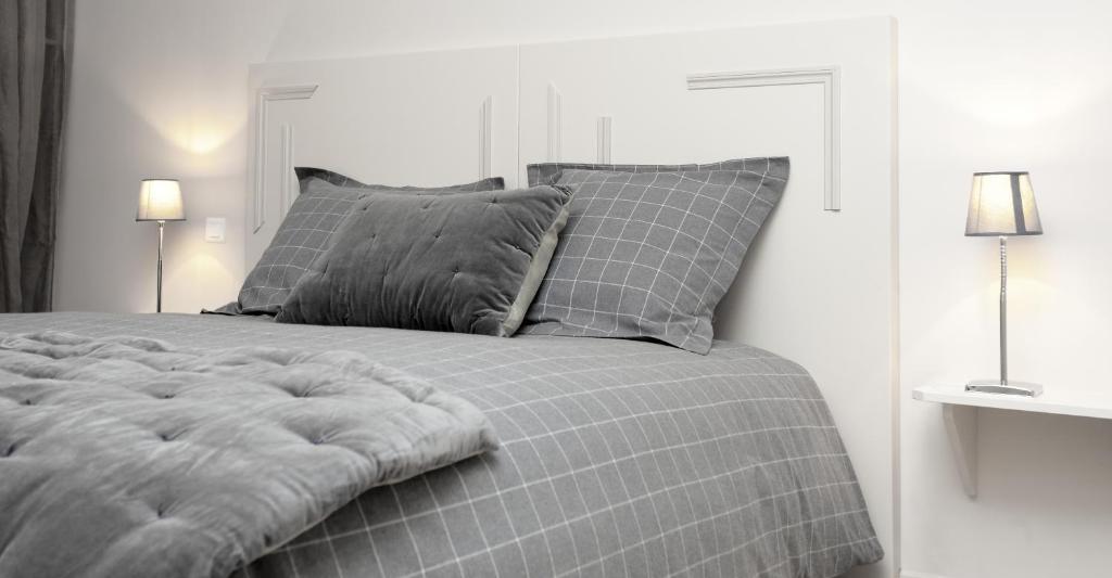 Suites De La Tour Perigueux Centre מראה חיצוני תמונה