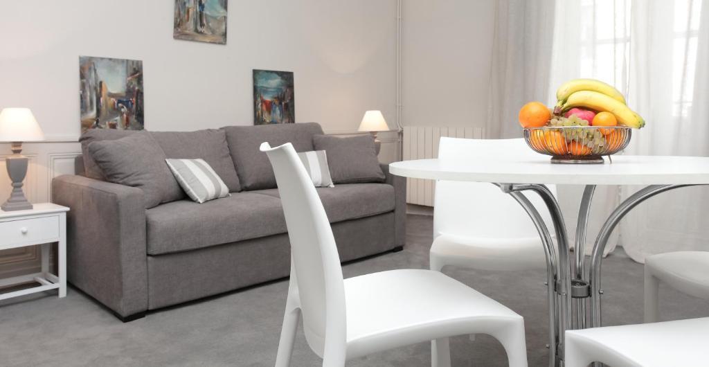 Suites De La Tour Perigueux Centre מראה חיצוני תמונה