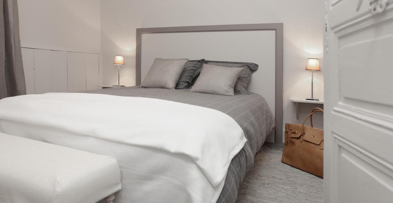 Suites De La Tour Perigueux Centre מראה חיצוני תמונה
